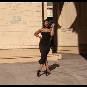 Privee label Black “Sienna” ribbed midi dress
